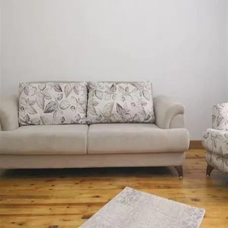 1+1 Central │ Perfect Location Appartement *